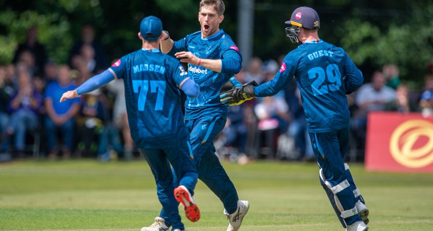 Derbyshire County Cricket Club players at Queen's Park
