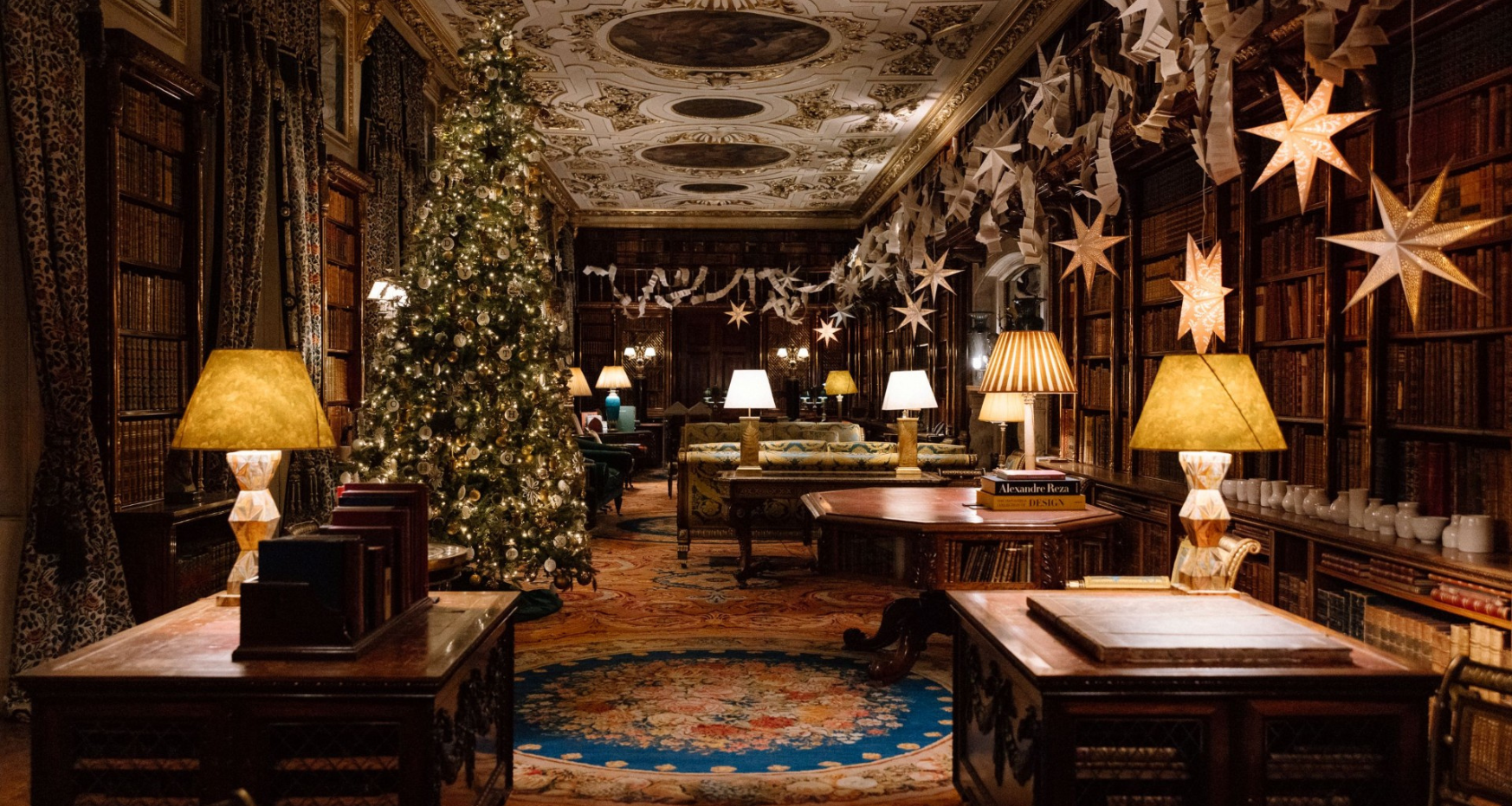 Chatsworth Christmas theme