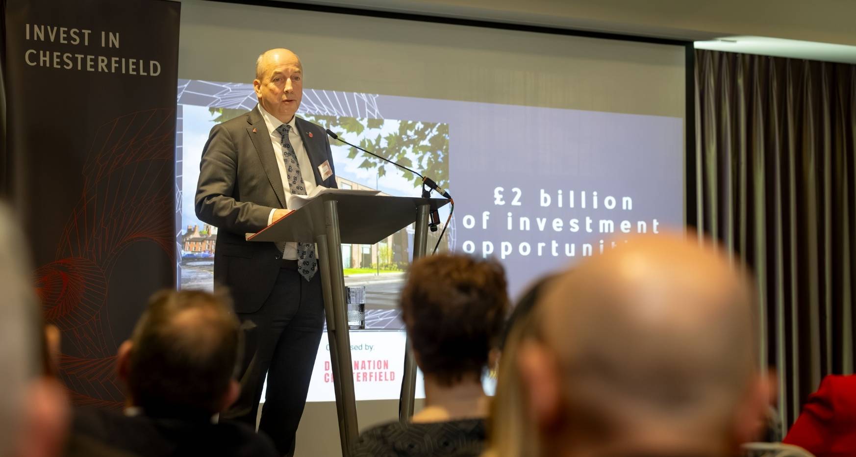 Huw Bowen presenting at Chesterfield Investment Summit 2025